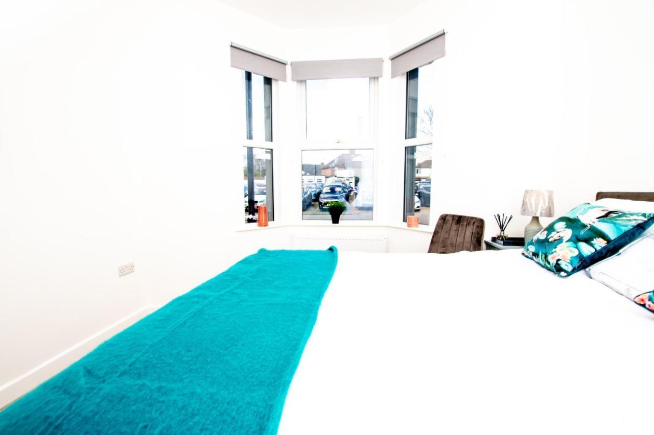Dunamis Staycation 1 Croydon Luaran gambar